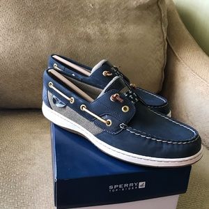 NIB Sperry Rainbowfish blue with anchors boat shoes